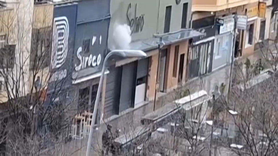 VÍDEO: Un incendio en la discoteca Selwo de Almendralejo obliga a intervenir a los bomberos