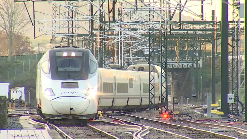 Los trenes de Media Distancia que unen Extremadura con Madrid, Puertollano y Sevilla se recuperan paulatinamente