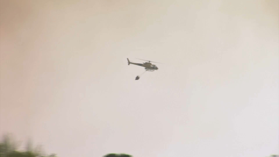 El Infoex activa el nivel 1 en un incendio en Badajoz por posible afección viviendas aisladas