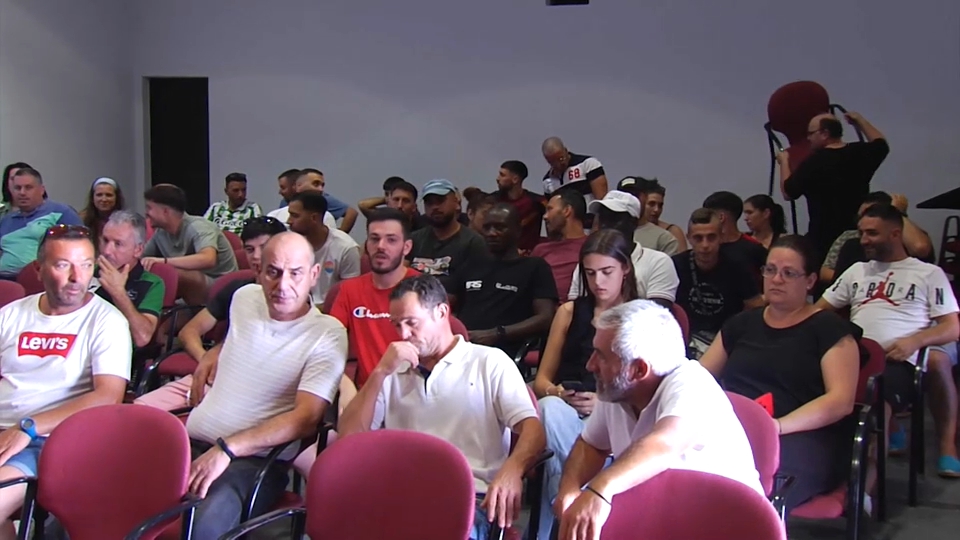 Trabajadores de Pollos Cano, empresa de Salvatierra de los Barros