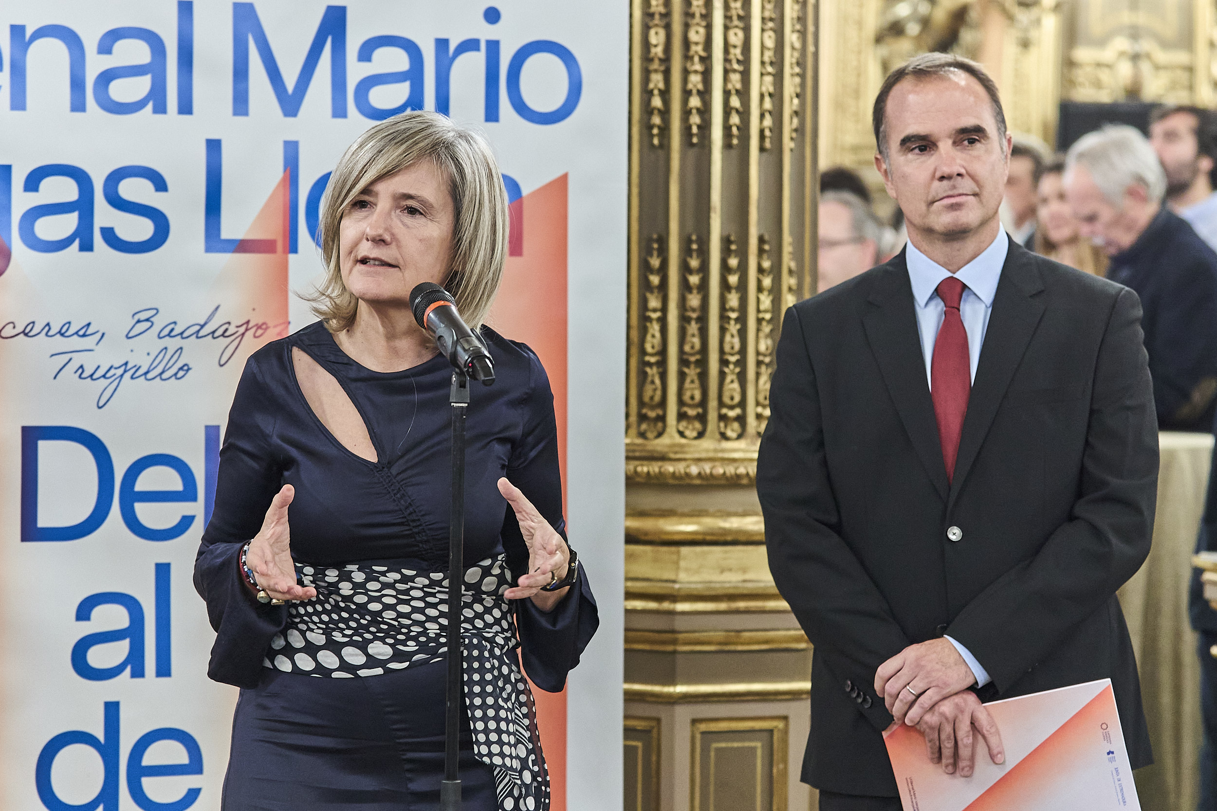 Presentación de la VI Bienal Vargas Llosa