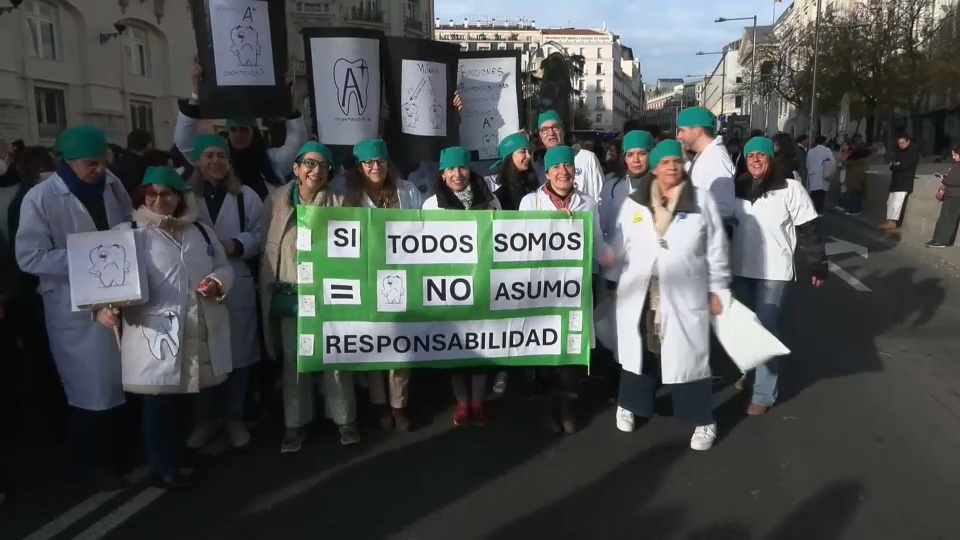 Protesta de médicos contra el estatuto marco