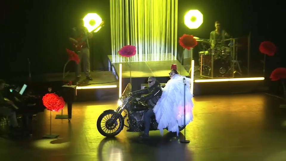 Laura Gallego durante su actuación en Badajoz, el 16 de enero de 2026