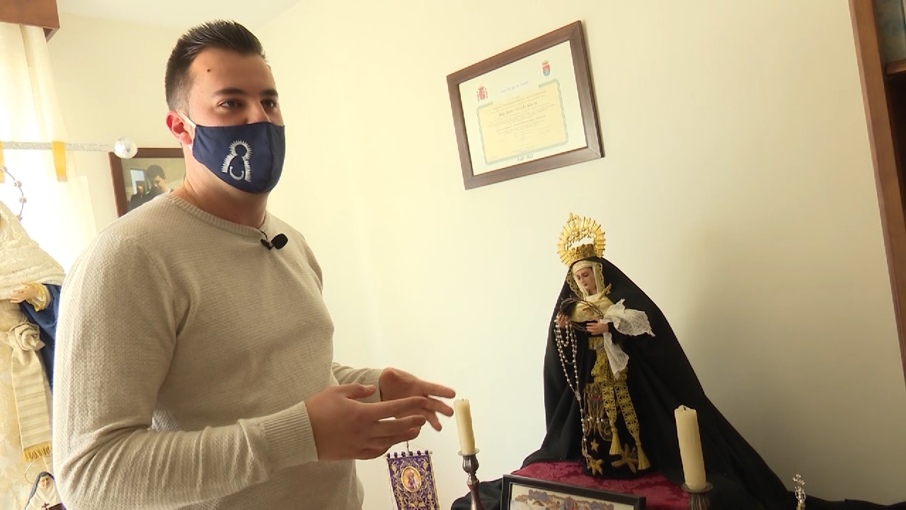 Javi: "Me compré una virgen con 13 años" | Canal Extremadura