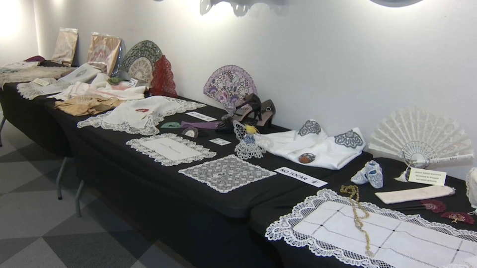 Badajoz acoge el Encuentro de Encajeras de Bolillos