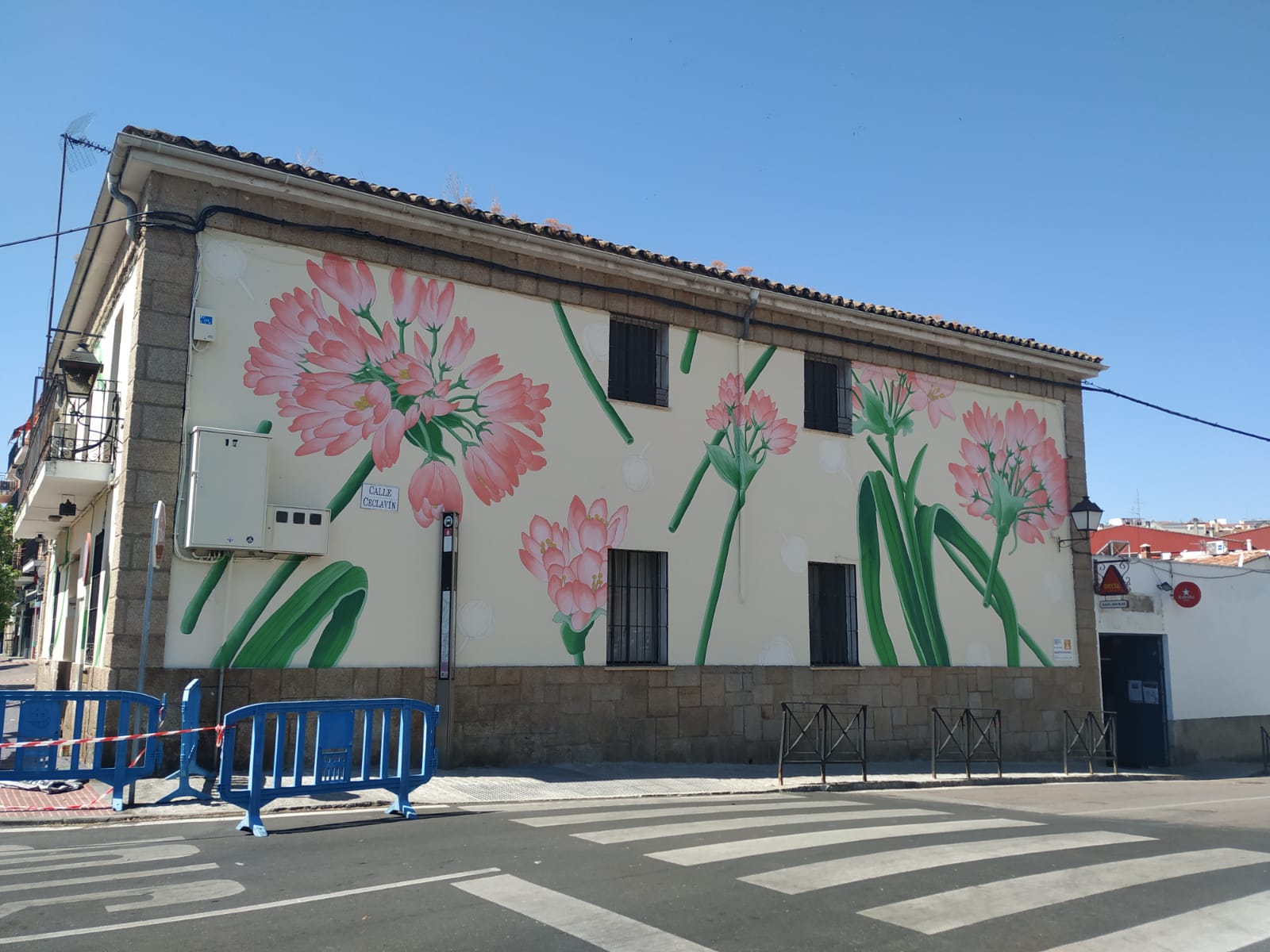 Imagen de uno de los murales
