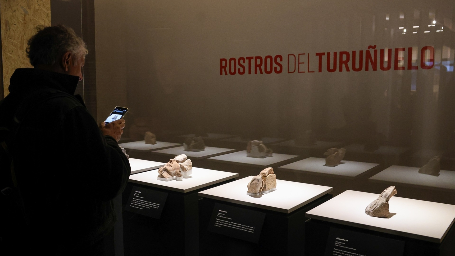 Sala de Novedades Arqueológicas del Museo Arqueológico Nacional con la exposición 'Rostros del Turuñuelo', en la Sala de Novedades Arqueológicas,