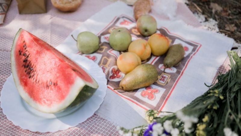 La sandía es uno de los mejores postres para una merienda en el campo