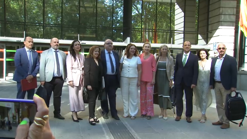 Acuerdan retomar las negociaciones del anteproyecto de Ley a principios de septiembre