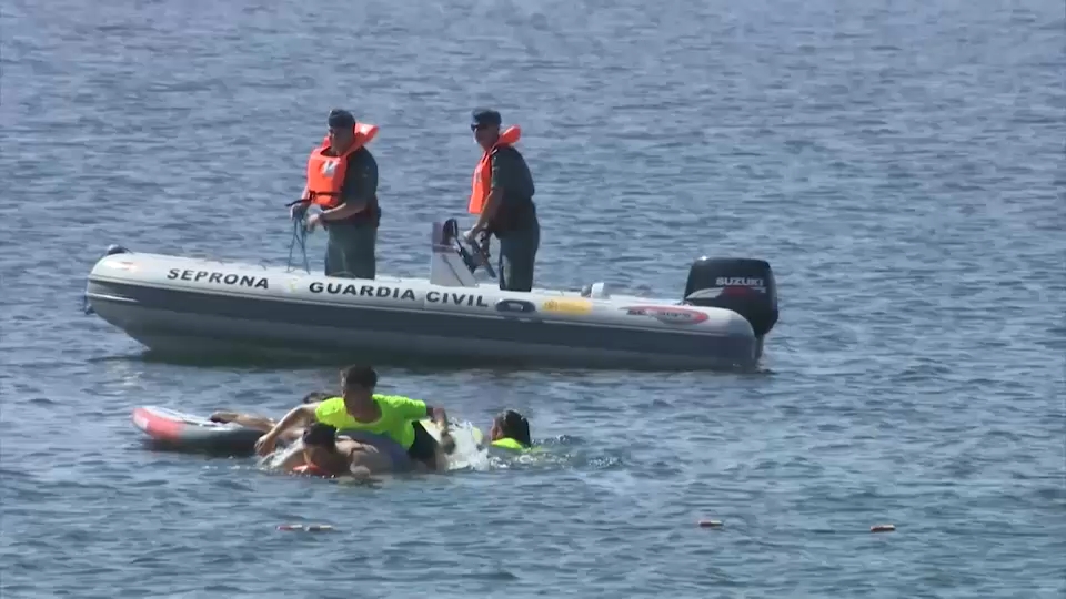 Simulacro en la playa de Orellana