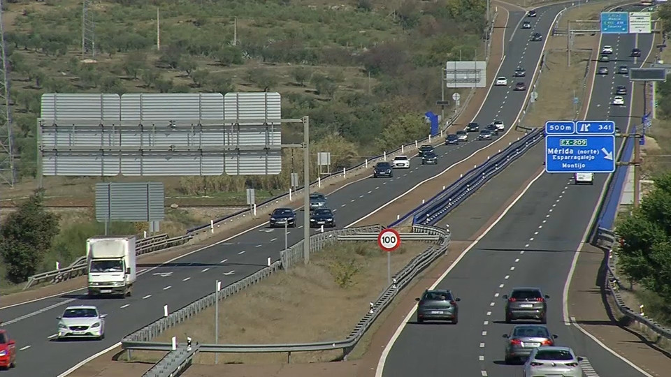 La DGT espera casi 125.000 desplazamientos en Extremadura en la segunda fase de la Operación de Semana Santa