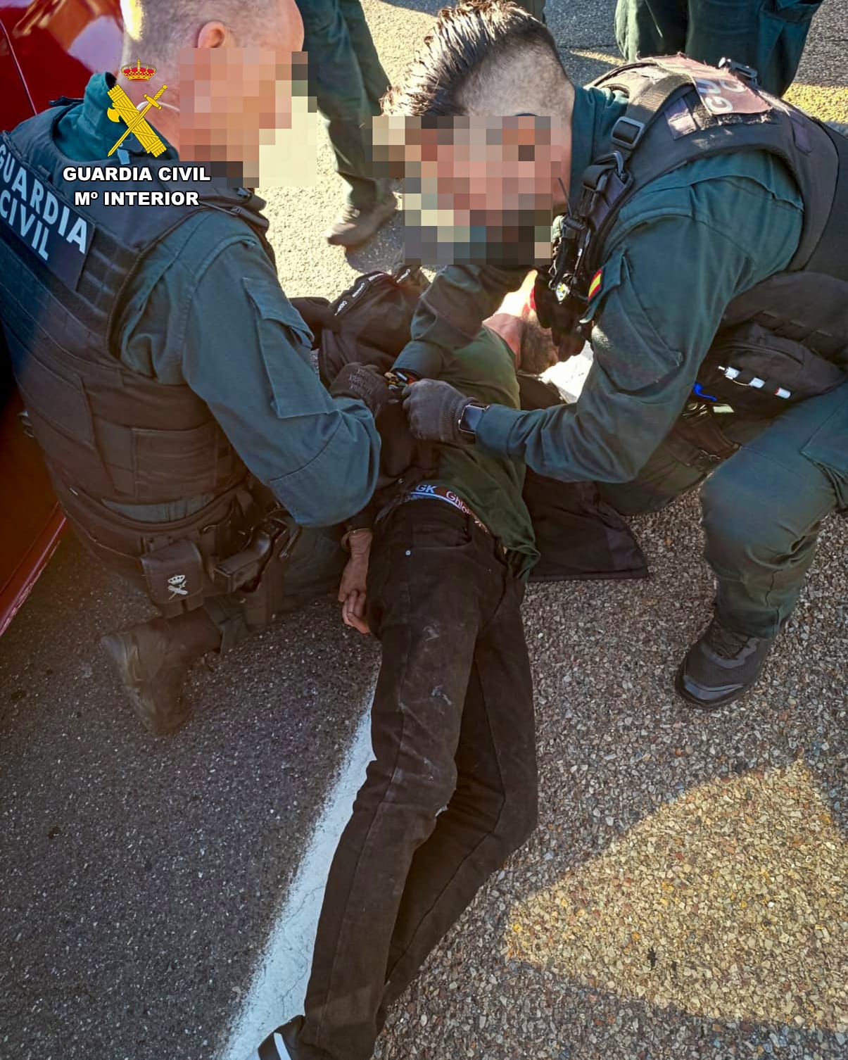 Detenidos persecución policial