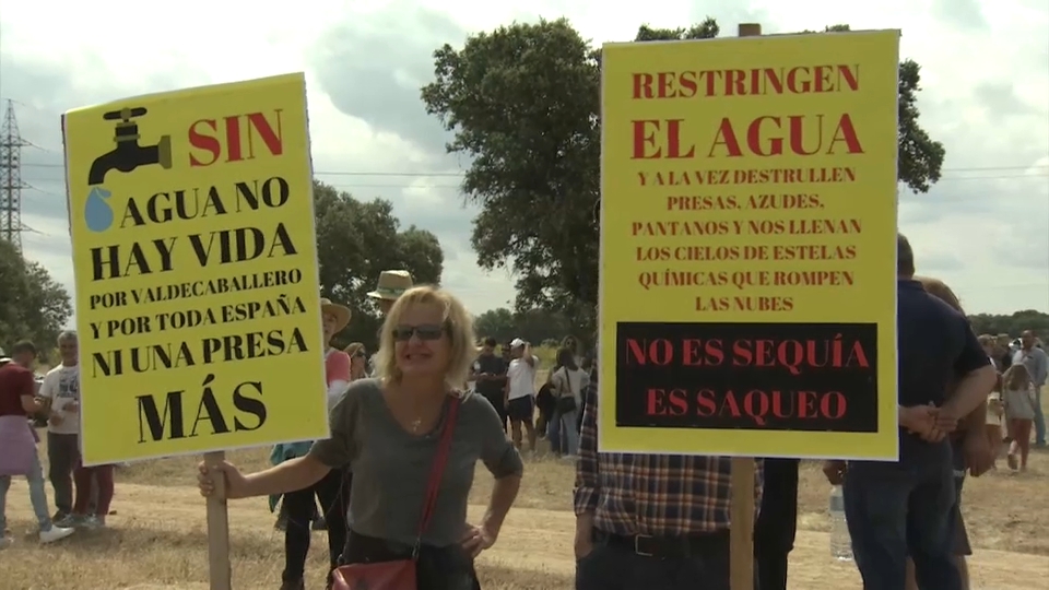 Protesta en Valdecaballeros