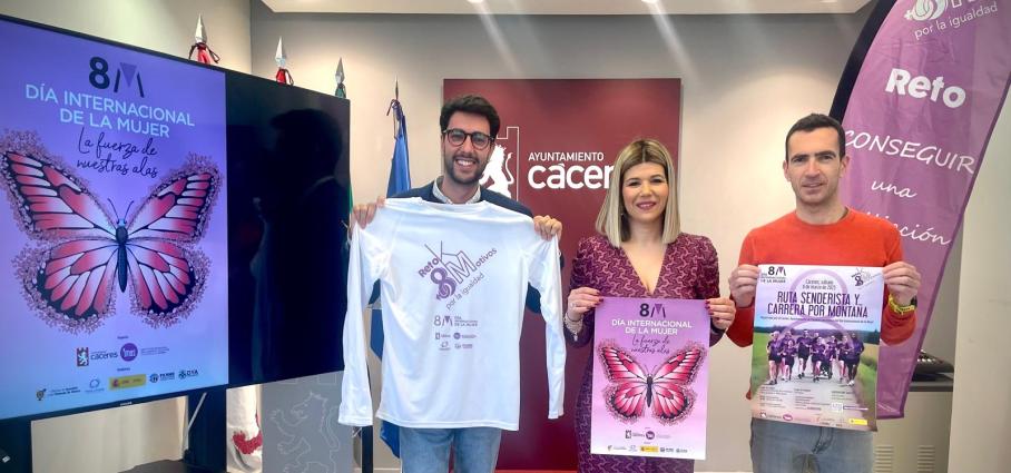 'La fuerza de nuestras alas' es el lema del ayuntamiento de Cáceres para el 8M