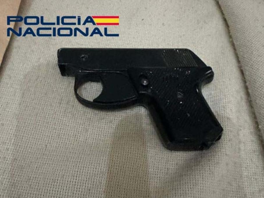 Pistola intervenida