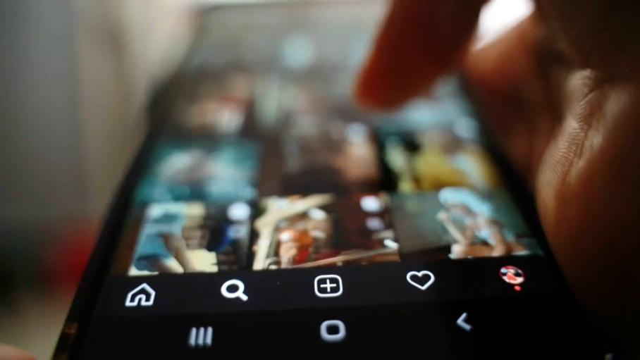 Suplantación de identidad en una red social