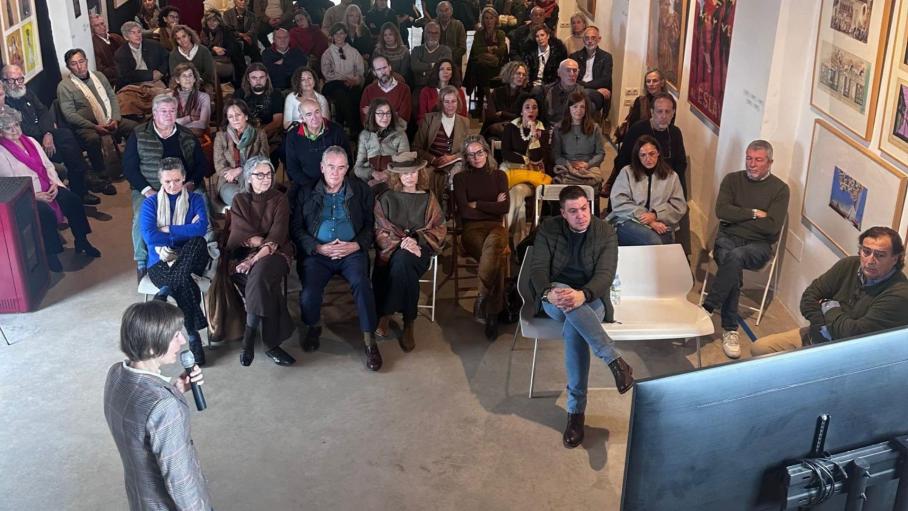 Exposición en Villanueva de la Vera titulada "Una mirada crítica, lúcida y cómica de nuestra historia", que repasa la figura de Luis Escobar