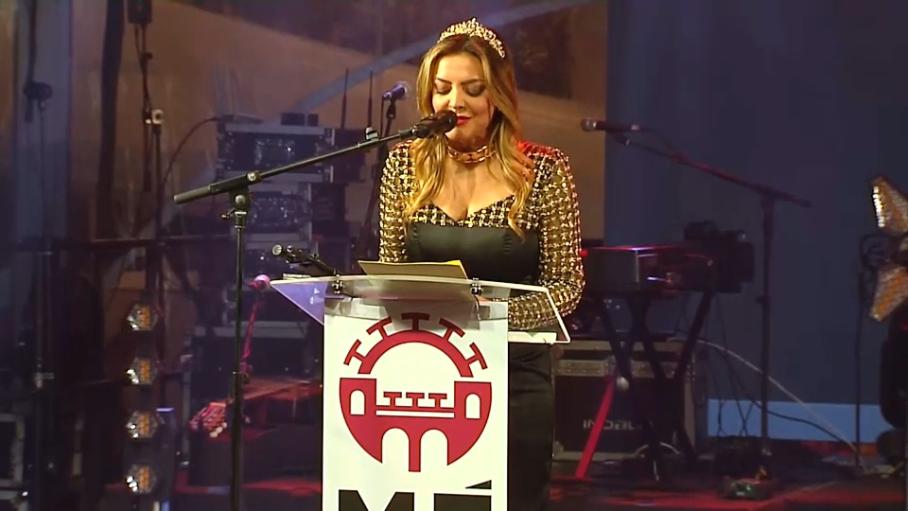 Merche da el pregón del Carnaval de Mérida en el año 2026