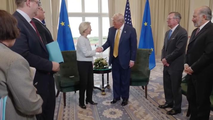Trump impone aranceles con un mínimo generalizado del 10%