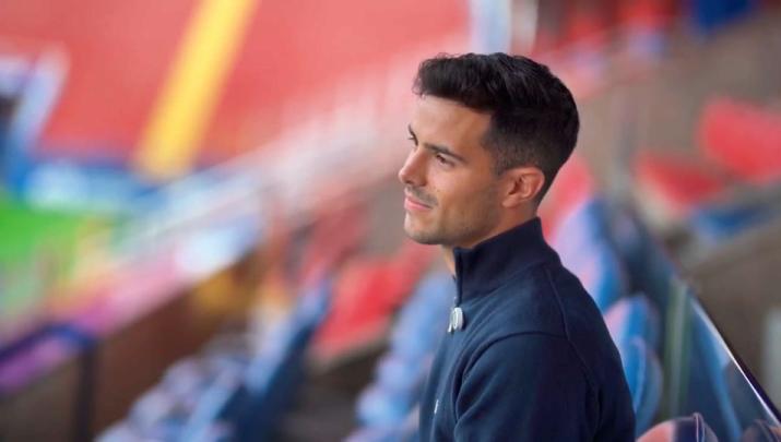 Fran Rosales en el estadio Francisco de la Hera