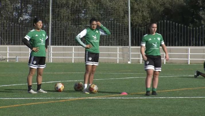 Entrenamiento del C.P.Cacereño femenino