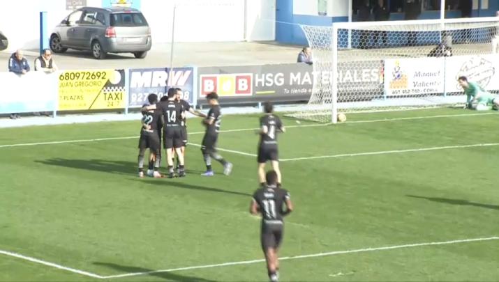 El Conquense celebra uno de los goles logrados ante el Coria