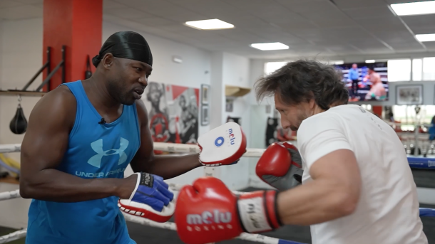 Kemba, Perera, Solís, Boxeo y toreo