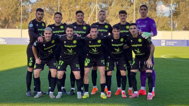 Once inicial del Extremadura en su partido frente al Atlético Malagueño