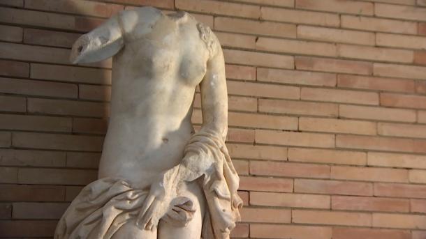 La diosa Venus se vestía y adornaba con joyas