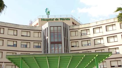 Herido un hombre de 57 años en Aljucén tras salirse se vehículo de la A-66 y chocar contra el pilar de un puente
