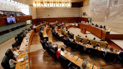 Vista general del debate sobre el Estado de la Región de Extremadura, en la Asamblea de Extremadura, a 26 de junio de 2025