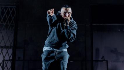 El cantante y rapero, Morad, durante su concierto en el WiZink Center, a 23 de diciembre de 2024, en Madrid