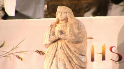 Talla del Virgen del Buen Suceso, de Fuente del Maestre, en la iglesia de la Candelaria, tras ser recuperada