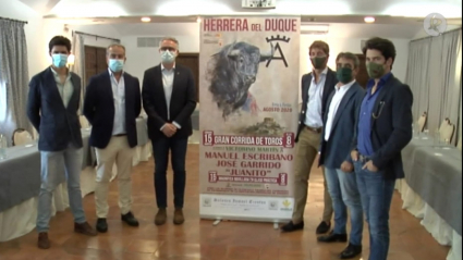 toreros extremeños, victorino martín, corrida herrera del duque, 15 agosto 