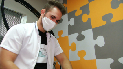 Fisioterapeuta con discapacidad visual