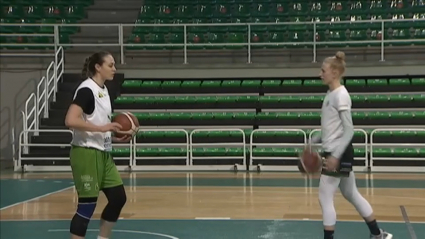 Fiona O'Dwyer y Zaplatova en el entrenamiento de esta tarde