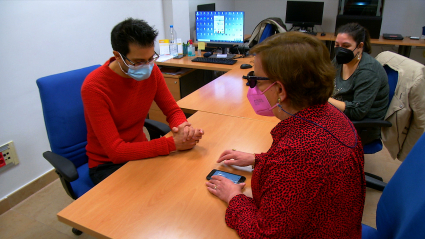 Instructor en tiflotecnología y braille. Personas ciegas. Personas con discapacidad visual. Ceguera. Nuevas Tecnologías