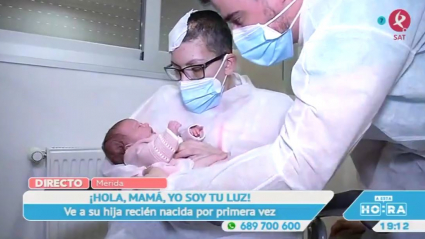 Madre e hija se reencuantran 