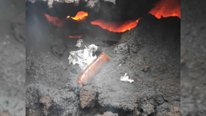 Morcilla extremeña en la boca de un volcán