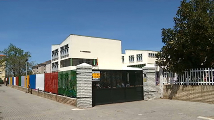 Fachada del colegio Guadiana de Badajoz 