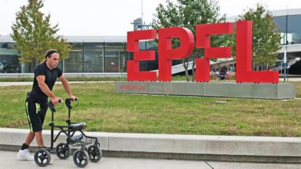Uno de los tres pacientes parapléjicos con implante de Inteligencia Artificial