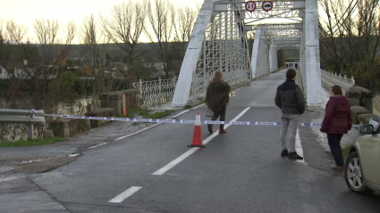 Coria, puente cortado por Efraín