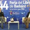 Juan Gómez Jurado abarrota la Feria del Libro de Badajoz 