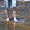 Turista disfrutando del Valle del Jerte