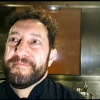 José Manuel López Iglesias atiende a Canal Extremadura Televisión desde su restaurante Peix y Brases de Denia.