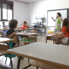 Profesora dando clase