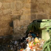 Contenedores quemados en Trujillo