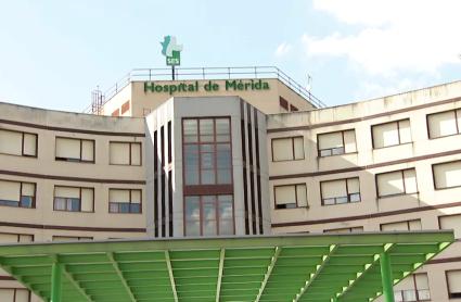 Herido un hombre de 57 años en Aljucén tras salirse se vehículo de la A-66 y chocar contra el pilar de un puente
