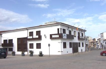 Extremadura apaga sus luces por Almaraz como protesta por la amenaza de cierre de la central