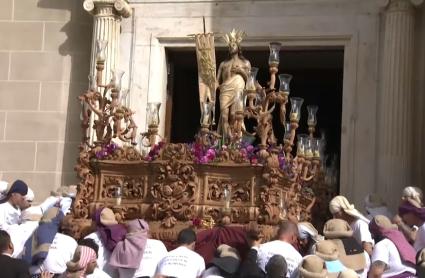 El Resucitado y María Santísima de la Aurora protagonizan el 'Encuentro' del Domingo de Resurrección en Badajoz